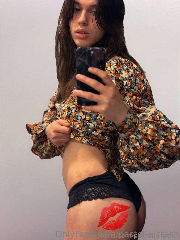 My shirt is begging to be taken off... Will you help me? 😉