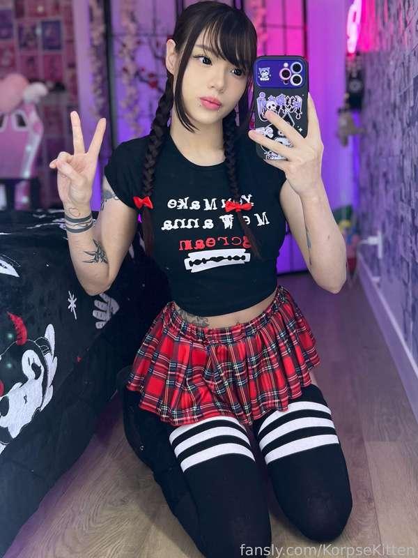 korpsekitten image #1