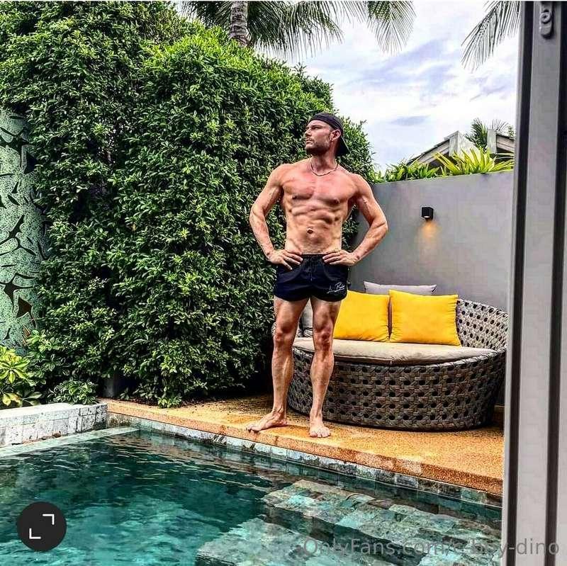 I wish you all an amazing Saturday🥳. After this pic was take..
