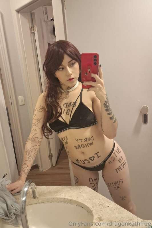 S-something happened with my body...!More bodywriting? Of co..