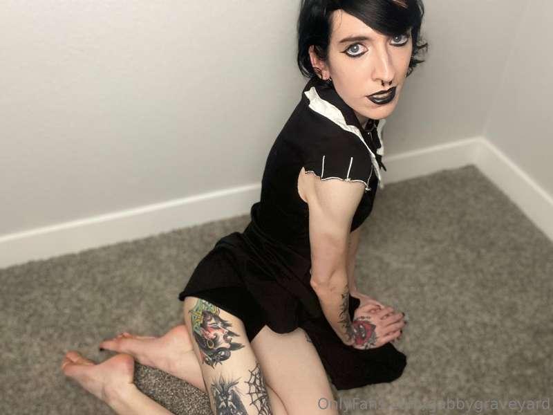 gabbygraveyard image #20