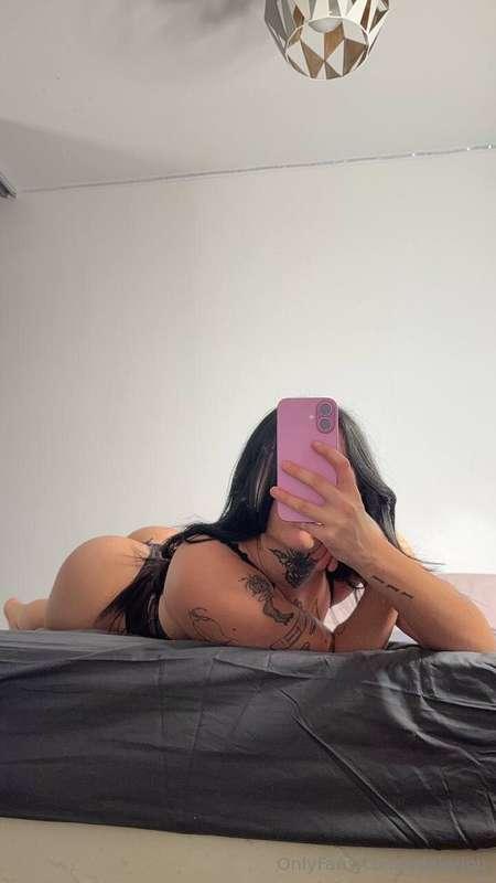 🖤👀