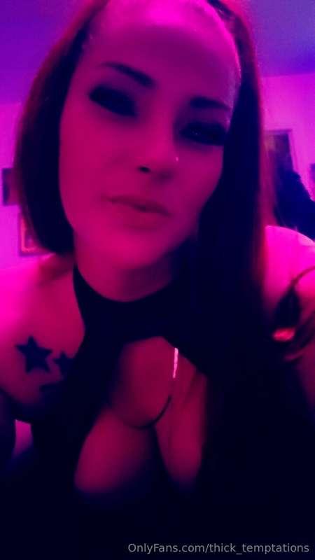 3 video bundle from this night (12+ mins)  DM for details😘👀