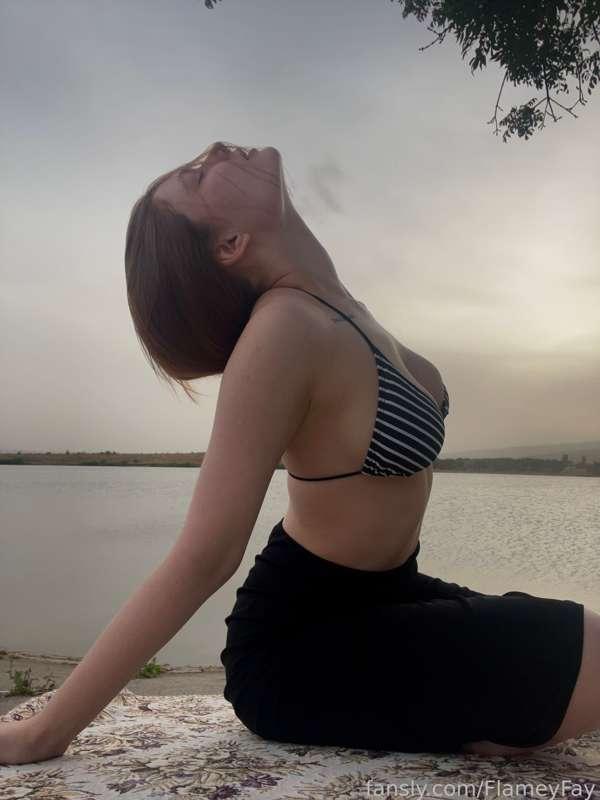I miss summer so much!

✦ #outdoor #lifestyle #gfe #redhead #natural #anime #petite #young #skinny #fyp ✦