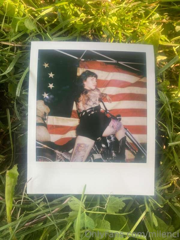 Love this Polaroid from over the weekend. Didn’t scan it bec..