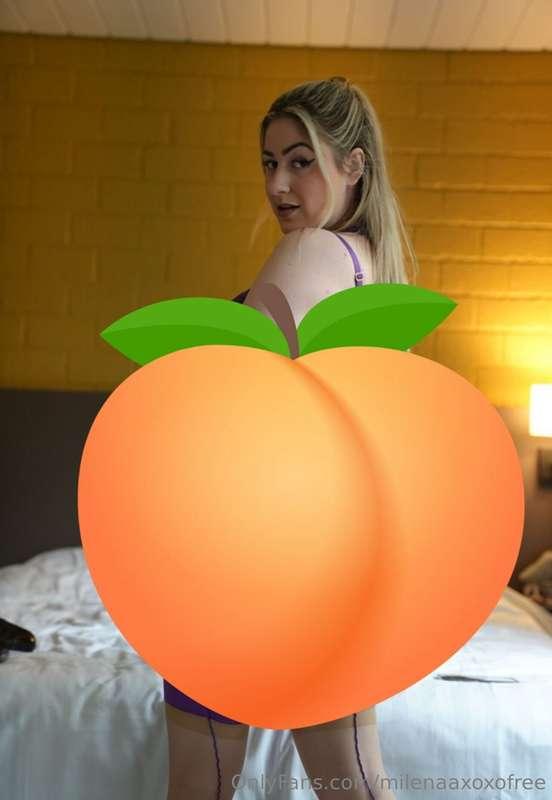 My Bubble Butt just wants to Pop Out of this Tight, Slutty D..
