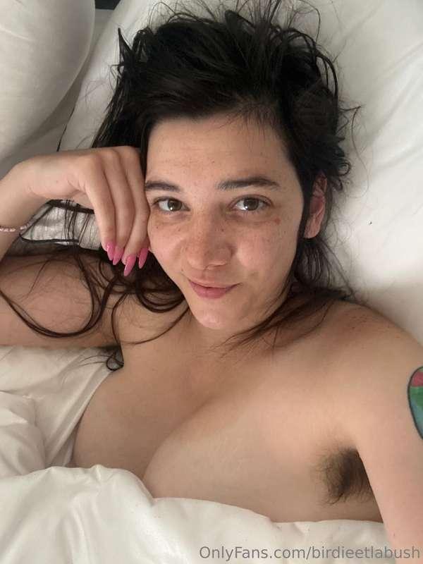 Howdy! How do you plan to make me happy today? Tip below for..