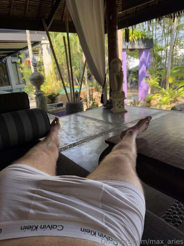 take care of my morning wood like a lil bitch 🥵