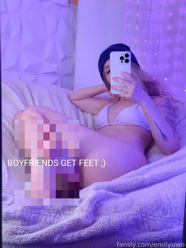 emilyuwo image #3