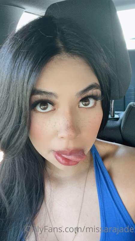 guess which lips are softer 😉