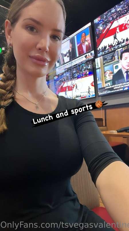 Lunch time 🏀🏀🏀