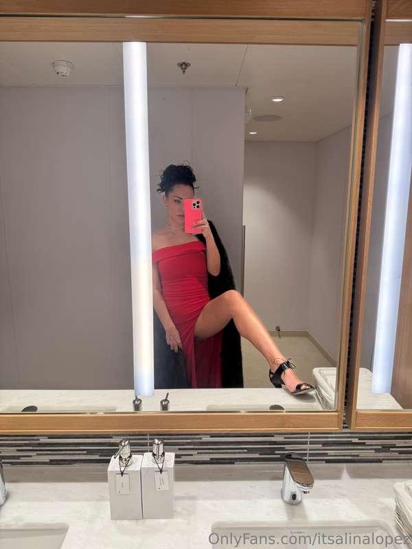 do you wanna ruin me or worship me? pick fast 