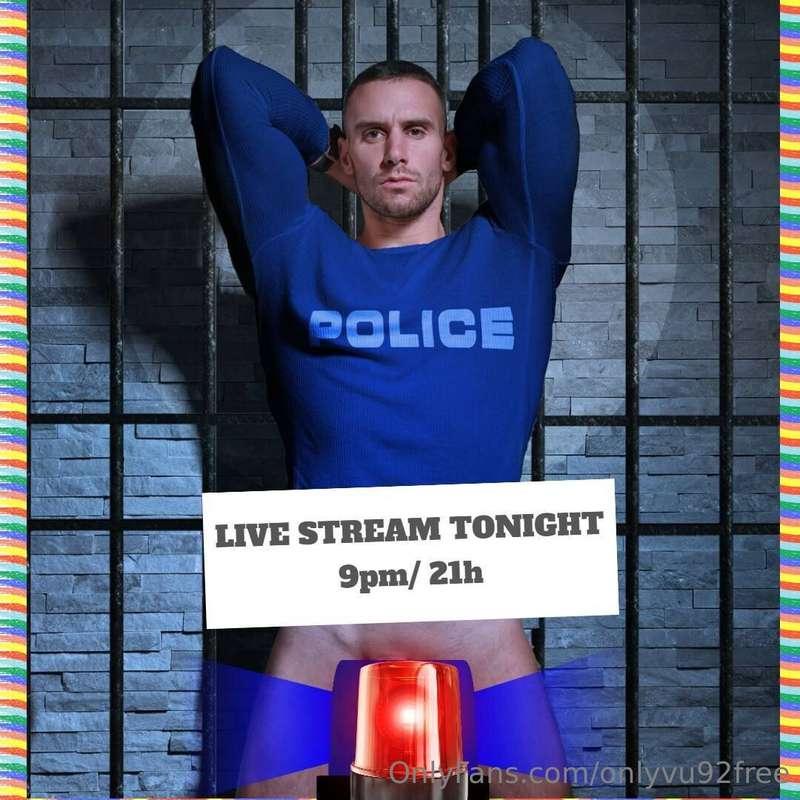 🚨💋 Officer VU reporting for duty, and trust me, you don’t wa..