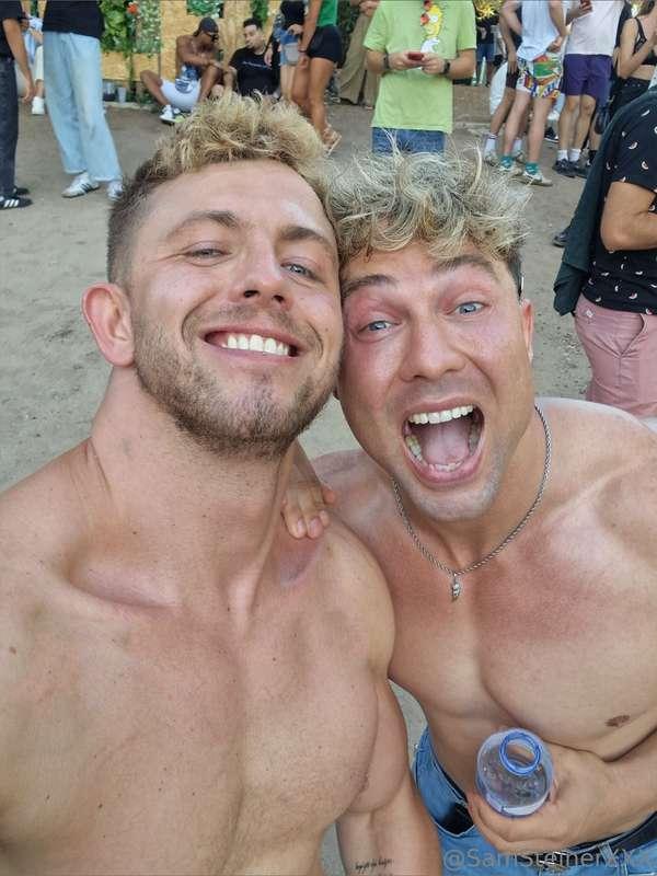 Away filming in Lisbon at a festival here, with my bestie @o..