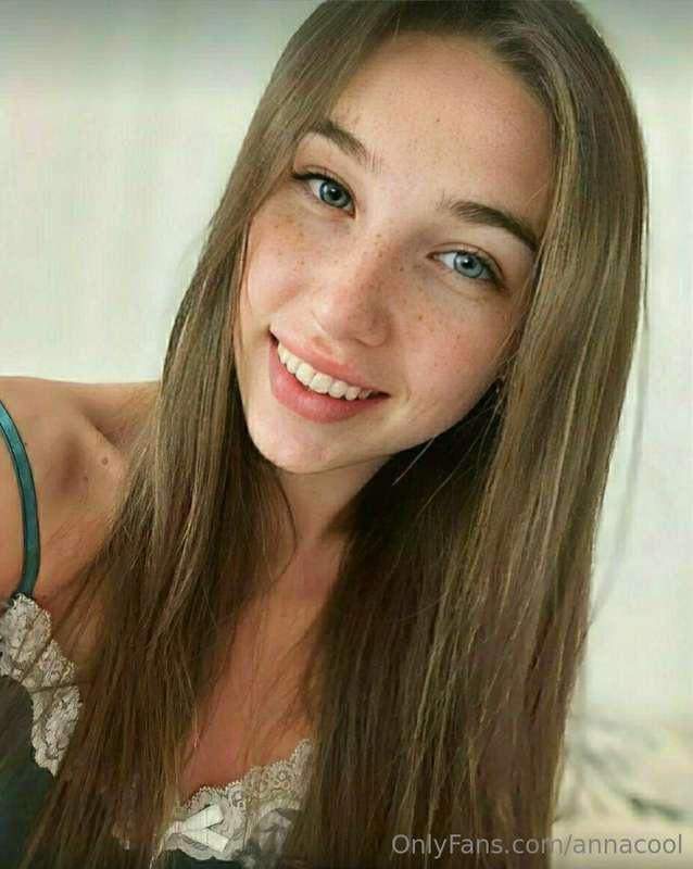 ⚠️The hottest student @aminashy 🌶just started her sex life a..