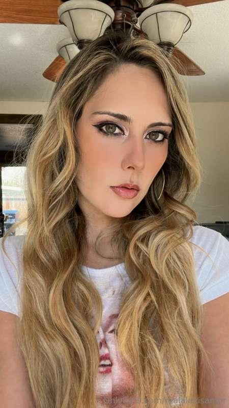 She has fire in her soul and grace in her eyes 🤍