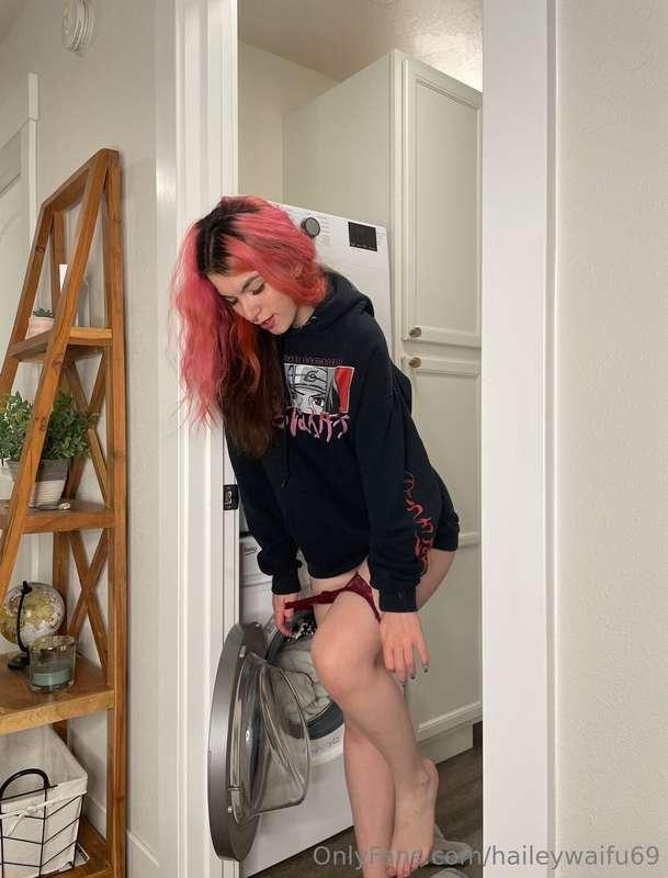  Looking for someone who’ll help me wash my laundry… 👀 