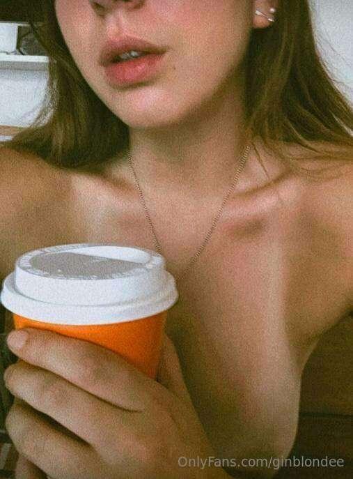 ## 🍃@ccapitanax babygirl looking for fun @ccapitanax     
🍃B..