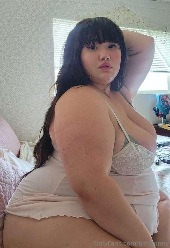 Filming day! Feel free to send me any requests for content y..