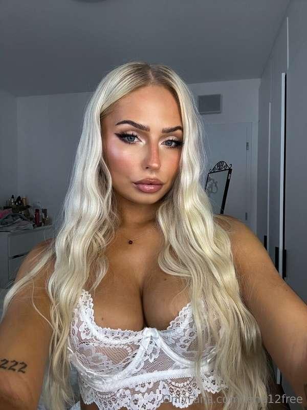 Wanna have fun babe?😜