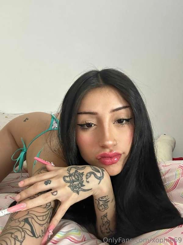 Who is participating in no nut November?
