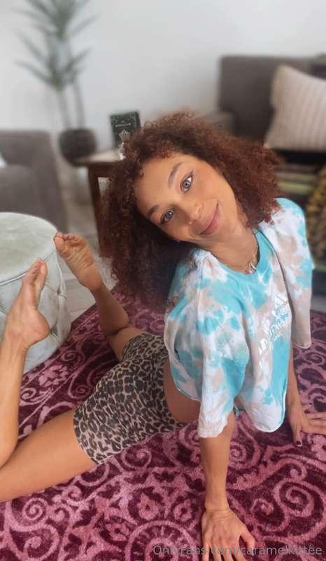 Wouldn’t mind a foot massage 😋