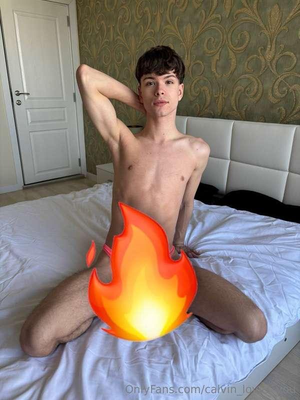 Orange thongs. Morning skin. Teasing heat 🥵🔥shot fresh on my..