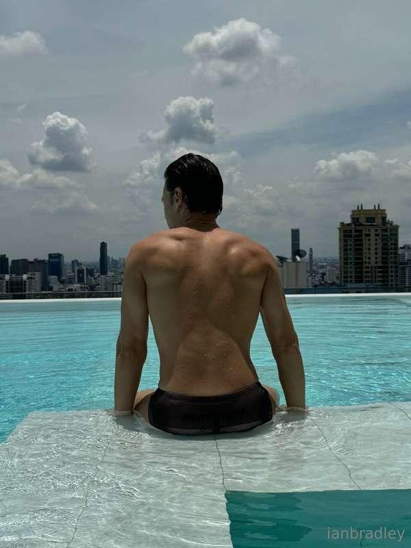 Did you forget to work on your back?Pay attention, because I..