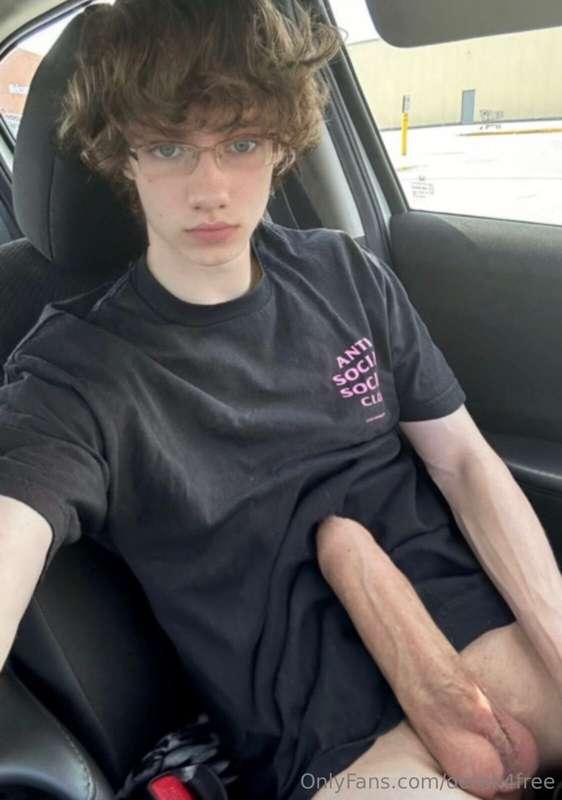 derek4free image #2