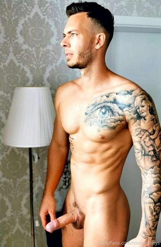 where he looks at the cock .. I roll my eyes. Have you seen ..
