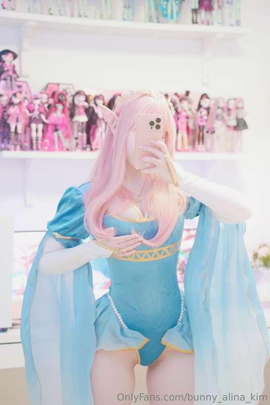 your favorite elf girl’s back 🩵✨