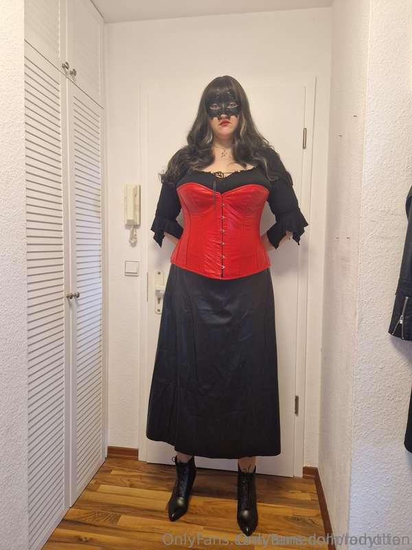 @ladytitan  Ich bin Lady Titan. Sei gegrüßt. In jeder Faser ..