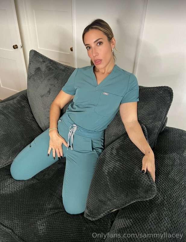 It's your favorite nurse 😘