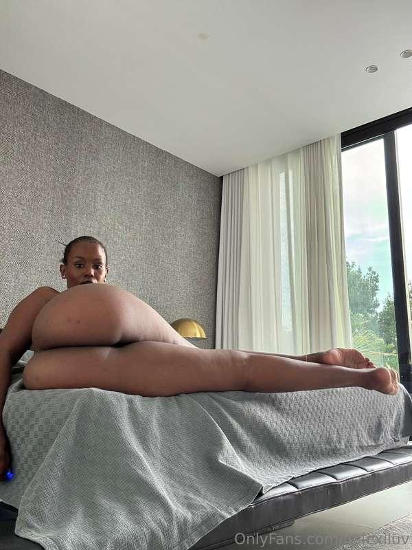 can you make me squirt multiple times baby? 🥵 let's get naug..