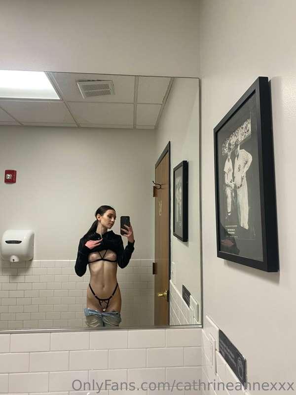 😘