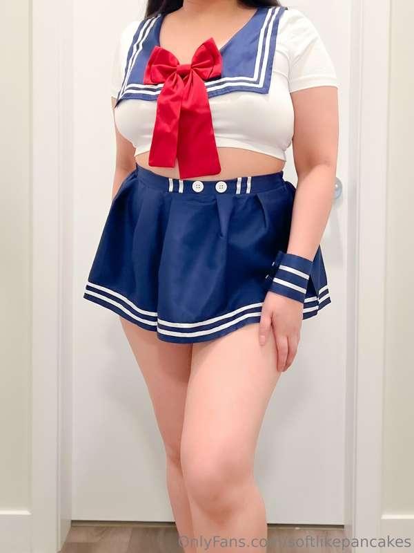Do you like my Halloween costume? 😋