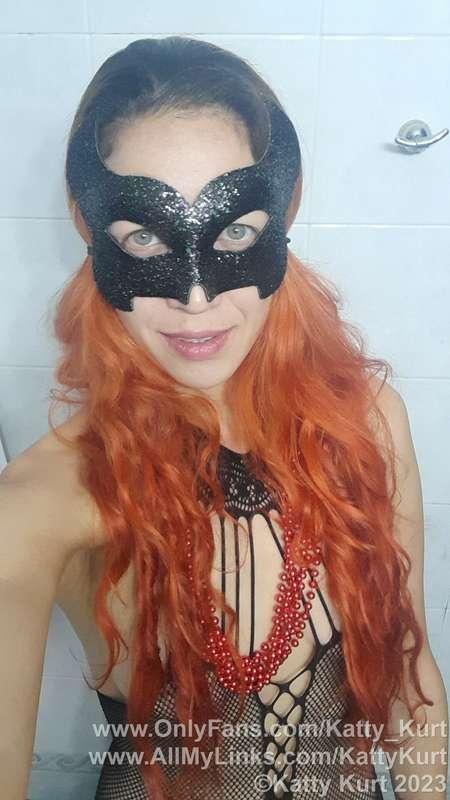 quieres ver la mamada para el Professore de esta manana?
wan..