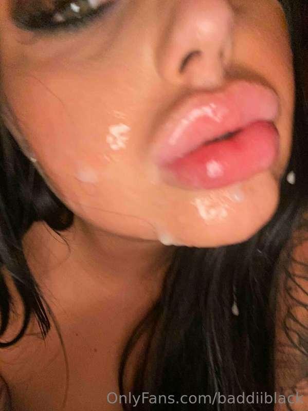 Evening .. want to see a messy film like this 😈