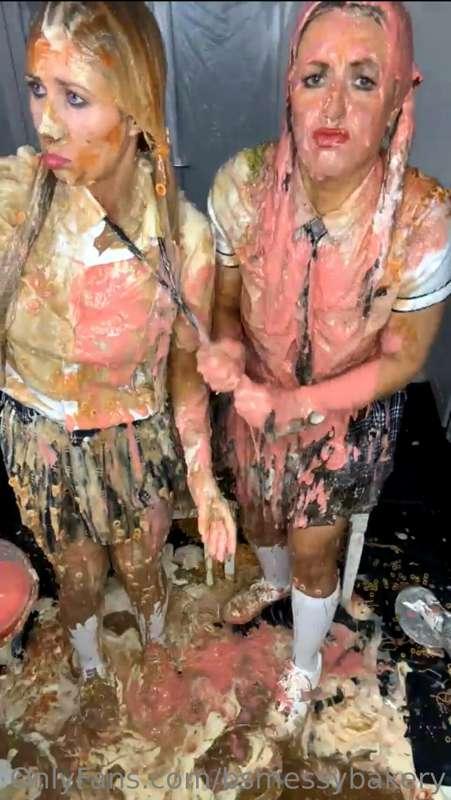 bsmessybakery image #17