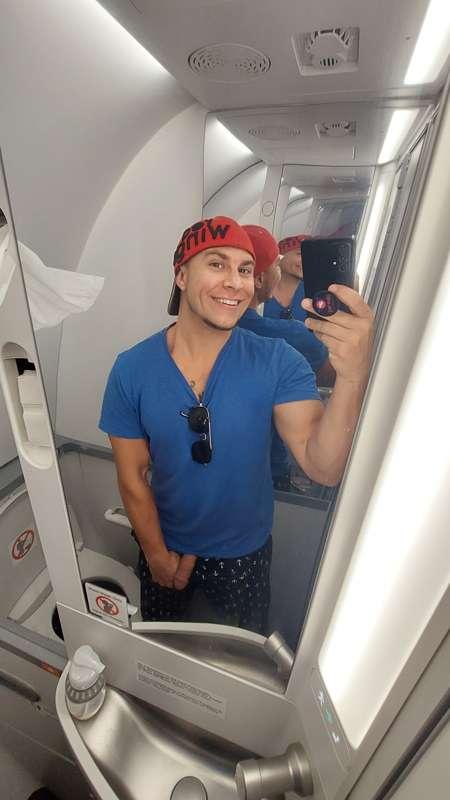 I like to pull my dick out on the plane. Who wants to join t..