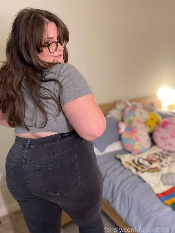 lunaxthicky image #1