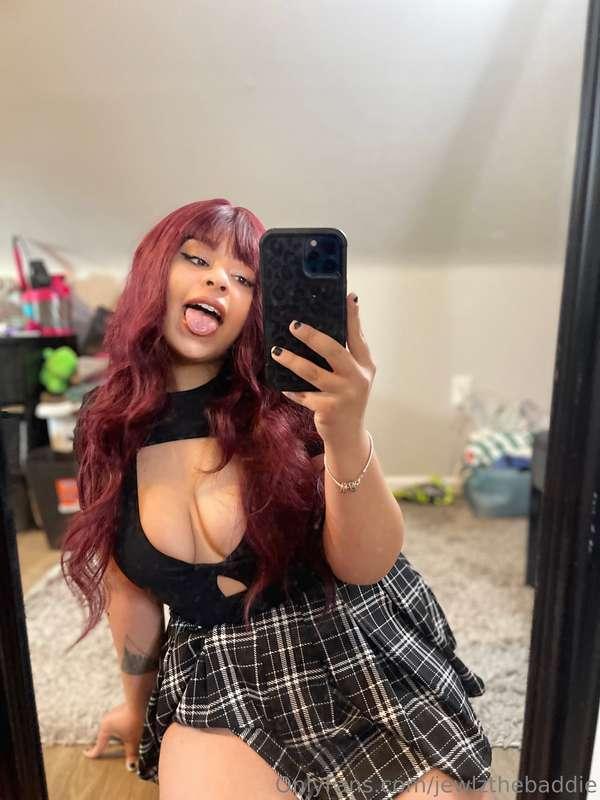 Dm me I need some help getting off🥵