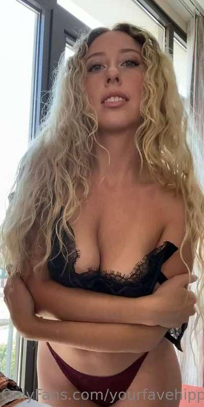 A great target to cum on, what do you think?😘