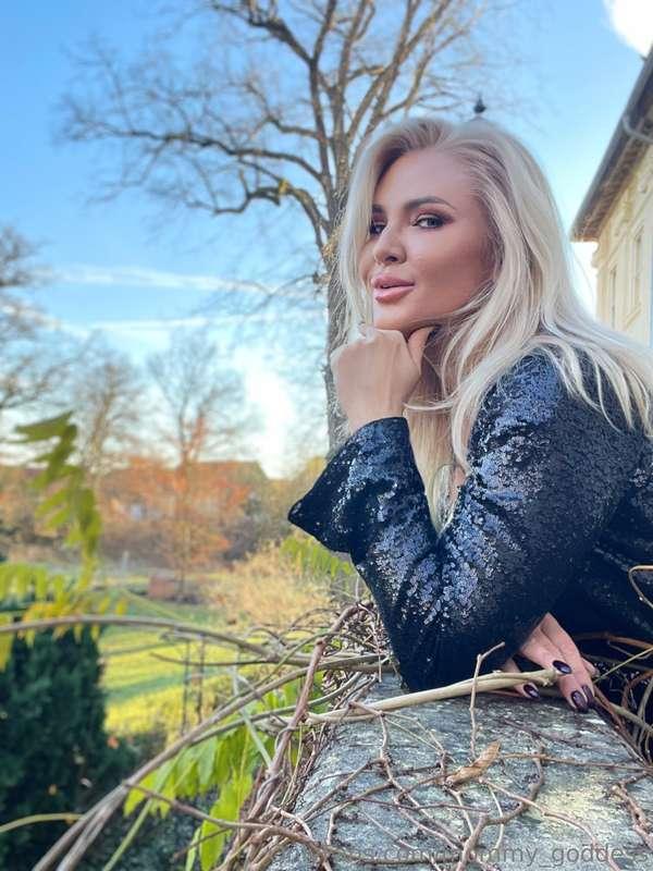 I’m just one click away… waiting for you ❤️