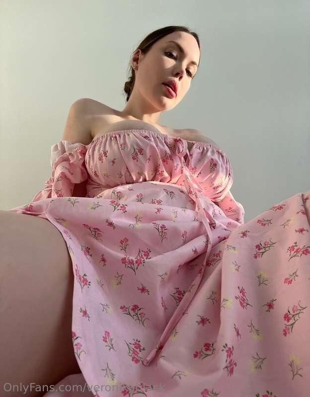 Sundress on a beautiful sunny winter day 🩷
