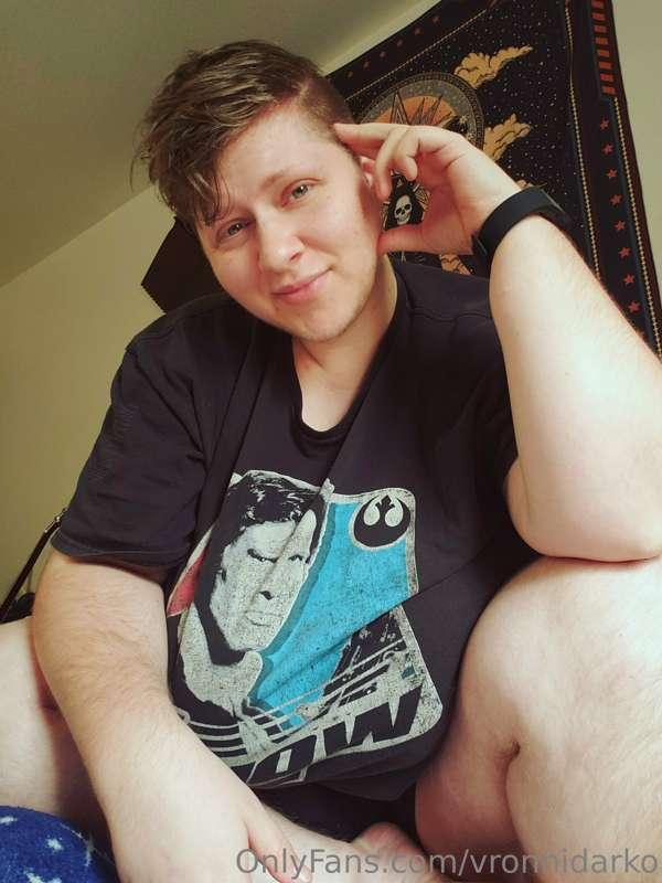 thecurvyprince image #0