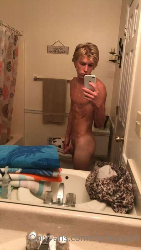 clydeaustin image #2