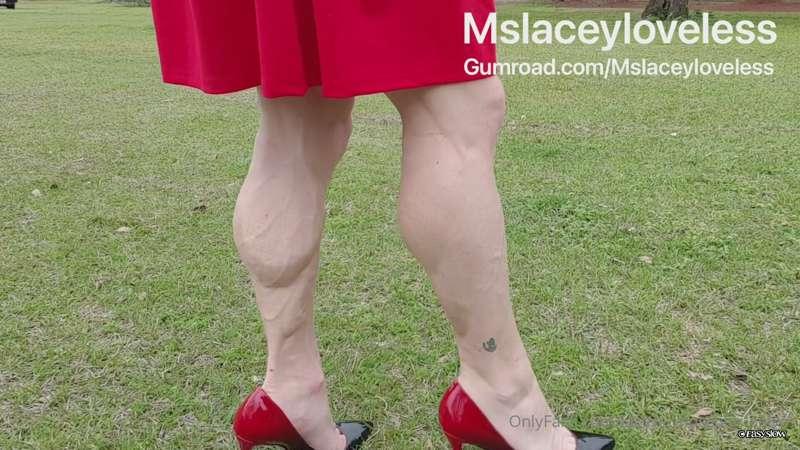 laceys_muscular_calves image #11