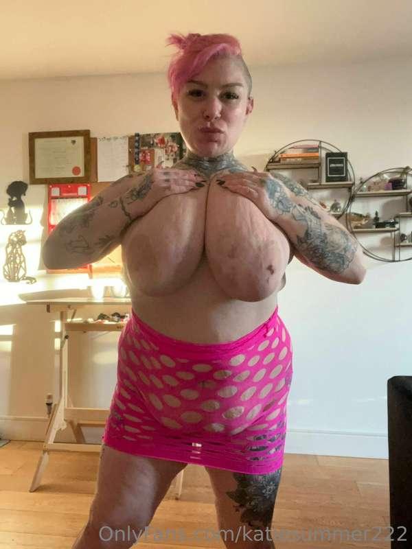 Big melons 😜😜😜😜