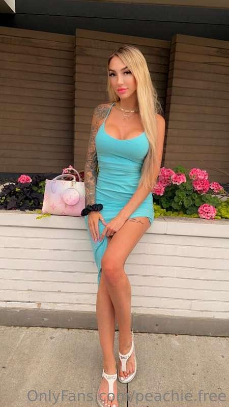 Abonne toi à mon onlyfans vip pour seulement 9$ 😱
👉 @elypeac..